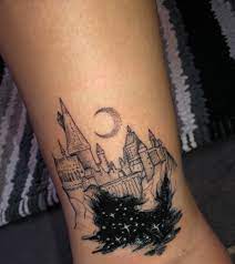 The harry potter series is full of signs and symbols. My Hogwarts Tattoo Harrypotter