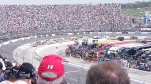 Start Of Goodys Fast Relief 500 At Martinsville Speedway 4 1