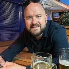 Simon Naylor's Instagram, Twitter & Facebook