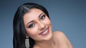 Teen Universe El Salvador (@ArteagaAmy)