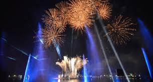Tiré depuis la digue sud du port de commerce, il sera notamment visible depuis le cours dajot et le quai de la douane. Maintien Annulations Conditions D Acces Tout Ce Que Vous Devez Savoir Sur Les Feux D Artifice Du 13 Juillet Region Paca Frequence Sud Fr