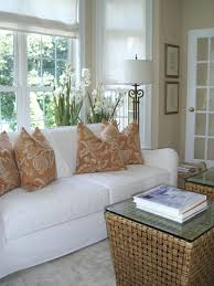 The windows in your house bring natural light from the exterior, brightening and stimulating the room. Pretty Sofa In Front Of Bay Window If I Wanted To Do Away With The Table And Chairs And Do A Keepin Living Room Colors Bay Window Living Room Dining Room