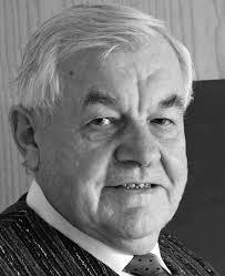 Walter Specht's Instagram, Twitter & Facebook