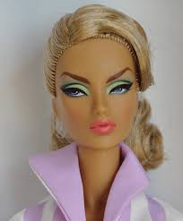 Desperately Seeking Dolls: 9/23/12