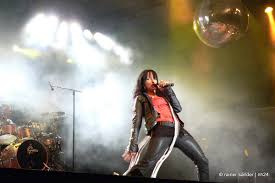 Welcome to nena 2021 conference & expo attendee registration. Die Kolumne Nena Grusst Jana Einfach Mal Querdenken Nh24 De