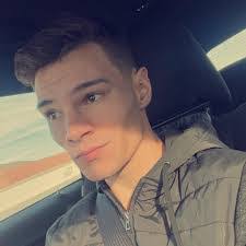 Dennis Drinnon's Instagram, Twitter & Facebook