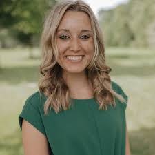 Jasmine Lincoln's Instagram, Twitter & Facebook