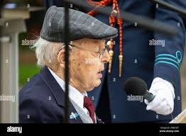 Soldier speech hi-res stock photography and images