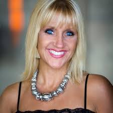 Pet Sasso's Instagram, Twitter & Facebook