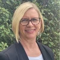 Michele Sprague's Instagram, Twitter & Facebook