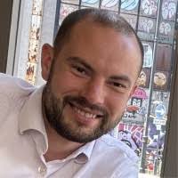 900+ "Hurd" profiles