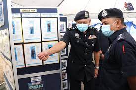 Ejen ali | sang saka biruподробнее. Pemakaian Baju Operasi Pdrm