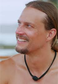 Deal or No Deal Island: David Plays Nice for Now