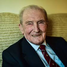 Britain's last surviving Dambuster accepts MBE in memory of his fallen  Bomber Command comrades