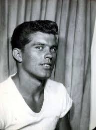 Carl Ditto's Instagram, Twitter & Facebook