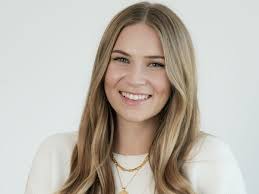 Top 15 TikTok Talent Managers and Agents for Creators in 2022