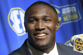 LSU Linebacker Devin White Brings Horse to Campus
