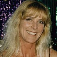 Sheri Fernandez's Instagram, Twitter & Facebook