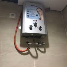 Menggunakan tenaga listrik, daya yang dibutuhkan untuk water heater ini hanya 200 watt. Water Heater Modena Perabotan Rumah Di Carousell