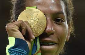 O brasileiro ítalo ferreira ganhou medalhe de ouro nas olimpíadas de tóquio, no japão. Rafaela Silva Negra Pobre E Silva O Primeiro Ouro Da Rio 2016 E A Cara Do Brasil Esportes El Pais Brasil