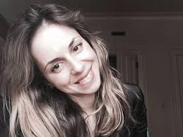 Pojavila se fotka Ane Walshe u zagrljaju drugog muškarca. Da li je ovo prvi  muž nestale Beograđanke?