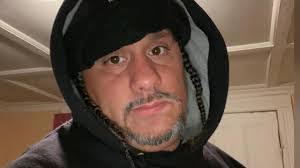 Abimael Fuentes's Instagram, Twitter & Facebook