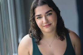 grace (@gracelbreslow) • Instagram photos and videos