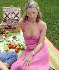 Monika Gruber Nude The Fappening FappeningGramsexiezpix Web Porn HD phone wallpaper