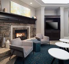 Our welcoming hotel is situated near historic germantown and collierville districts and near a variety of excellent golfing, entertainment, and shopping opportunities. Hampton Inn Suites Memphis At Beale Street Home Facebook