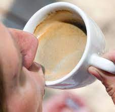 Dass wir kaffee überwiegend in gesellschaft trinken, würde ich nicht. Wachwerden Gibt Es Die Perfekte Zeit Zum Kaffeetrinken Welt