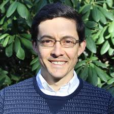 Roberto Madera's Instagram, Twitter & Facebook