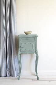 I teach painting and decoupage lessons on line one of my shops ebay/ ashabbypinkcottage you can paint beautiful sunset roses on yard sale furniture too. Annie Sloan Chalk Paint Introduces Two New Neutrals Sa Decor Design