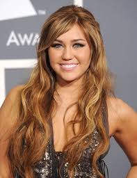 Miley Cyrus With Blonde Hair 2011 Pretty Hairstyles Hair Hair Highlights
