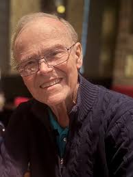 Can you take the glare off my glasses?