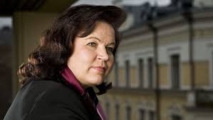 Holmlund: Kerjäämisestä pitää päästä eroon