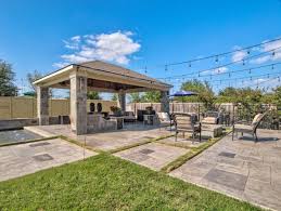 Dfw stoneworks serving the dallas / ft. Stonework Outdoor Living Liquid Concept Pools