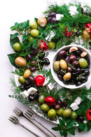 My Festive Olive Wreath Appetizer Is Such A Fun Appetizer For The Holidays Olives Are Easy They Re Healthy Olive Appetizer Appetizer Recipes Best Appetizers