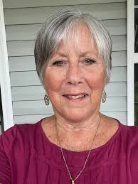 Short haircut for older Ladies