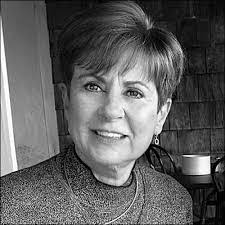 Pauline Powers's Instagram, Twitter & Facebook