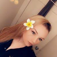 Jessica Mory's Instagram, Twitter & Facebook