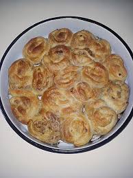 Pita Bosnische Art Rezept In 2020 Rezepte Lecker Und Lebensmittel Essen