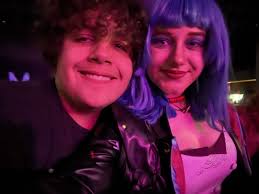 Apparently I need to find better friends, because very few people  recognized our Halloween costumes. 🤦‍♀️ Wanted to share this with people  who would appreciate my adorable little Ted! 🥰