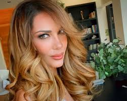 Jun 05, 2021 · με αυτά λόγια ξεκίνησε αυτή η ιδιαίτερη καλοκαιρινή γιορτή η δέσποινα βανδή στην οποία κάλεσε τον κόσμο με το «έλα». H Despoina Bandh Ka8hlwnei Me Th Sexy Fwtografia Poy Moirasthke