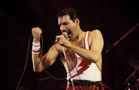 La sua stupenda voce vivrà in eterno!!!great and unforgettable freddie mercury! Facts About Queen S Freddie Mercury Simplemost