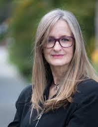 Sandra Surowiec's Instagram, Twitter & Facebook