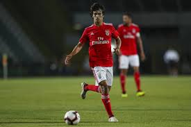 Quem paga a estes avencados devia perceber que o benfica nao é um clube de bairro, o glorioso nao vai acabar com palavras sem sentido. Benfica Confirm Joao Felix Will Join Atletico Madrid For 126m
