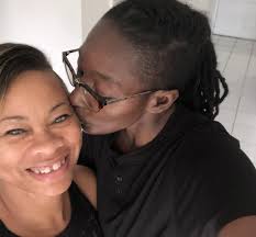 Antoinette Murray and Vellvette Bibbs' Wedding Website