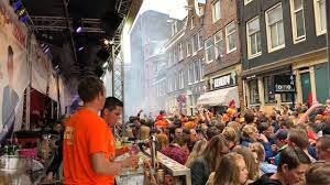 Alle festiviteiten rondom koningsdag amsterdam 2020 zijn afgelast vanwege het coronavirus*. King S Day Koningsdag Amsterdam 2018 Hd Youtube