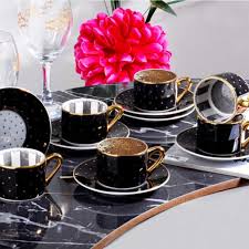 Sağlam bir malzemeden yapılan para saklama dolabı. Porsima Fnc 27 Bone China 12 Parca Kahve Takimi Siyah Puantiyeli