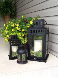 Pin By Dina On Front Porch Decor Front Entrance Decor Front Porch Decorating Small Front Porches Decorating Ideas